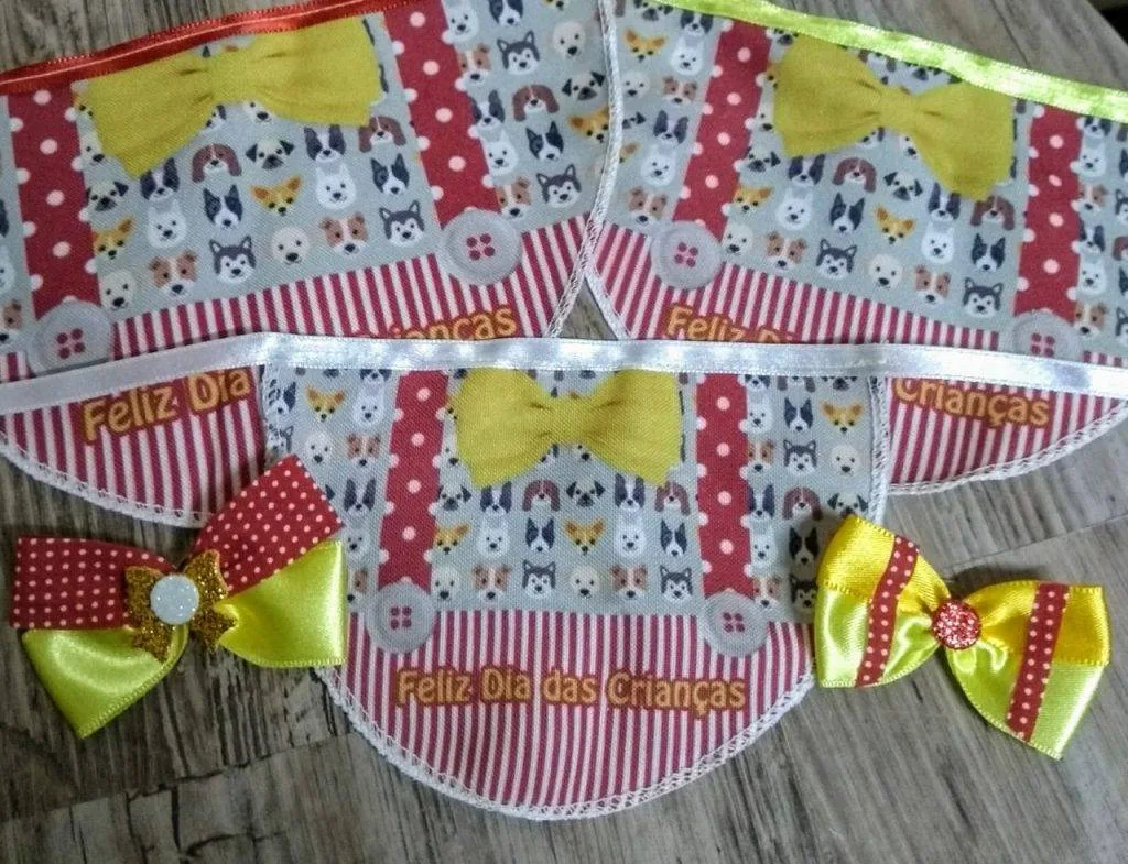 Conjunto Babador Palhacinho + laço - 10 unidades